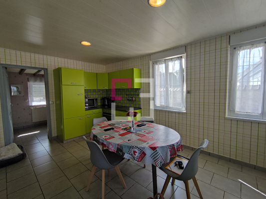 
Maison Mennevret 5 pièce(s) 100 m2
