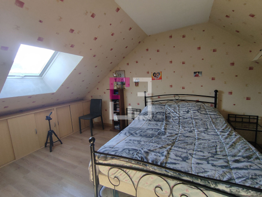 
Maison Mennevret 5 pièce(s) 100 m2
