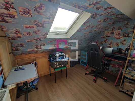 
Maison Mennevret 5 pièce(s) 100 m2
