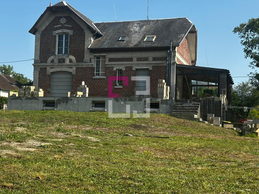 
Maison Pontruet 9 pièce(s) 220 m2
