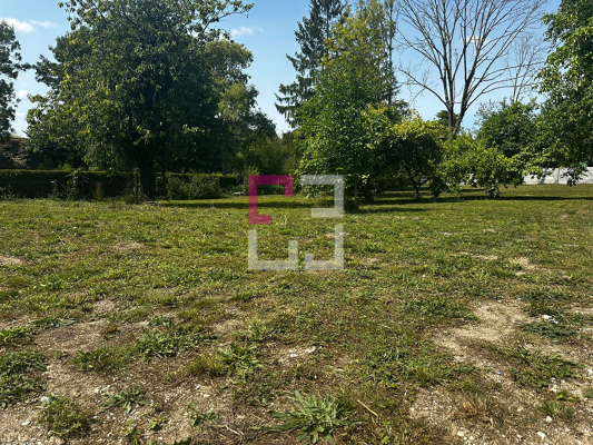
Maison Pontruet 9 pièce(s) 220 m2
