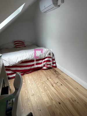 
Maison Pontruet 9 pièce(s) 220 m2
