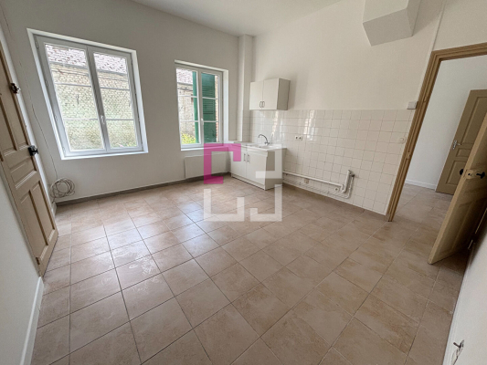 
Appartement Rez-de-chaussée Guise 2 pièce(s) 49 m2
