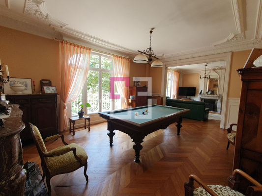 
Maison Ribemont 8 pièce(s) 210 m2
