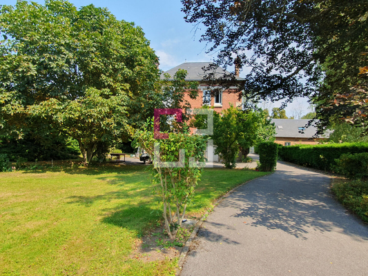 
Maison Ribemont 8 pièce(s) 210 m2
