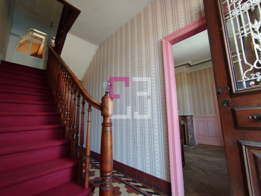 
Maison AISONVILLE ET BERNOVILLE 8 pièces 122 m²
