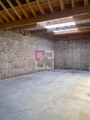 
Local commercial Saint Quentin 3 pièce(s) 250 m2
