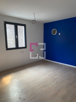 
Local commercial Saint Quentin 3 pièce(s) 250 m2
