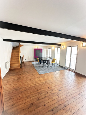 
Location meublée - Maison atypique de 125m² d'exception
