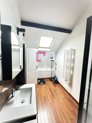 
Location meublée - Maison atypique de 125m² d'exception
