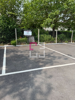 
Parking / box Laon
