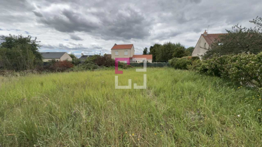 Terrain Vivaise 611 m2