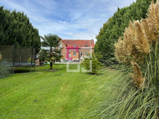
Maison bourgeoise 168m2
