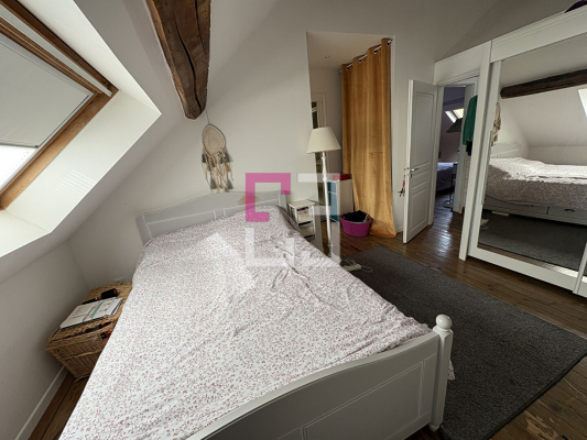 
Maison Saint Quentin 7 pièce(s) 182 m2
