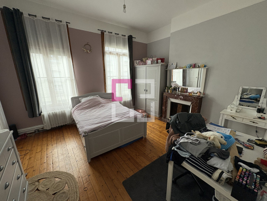 
Maison Saint Quentin 7 pièce(s) 182 m2
