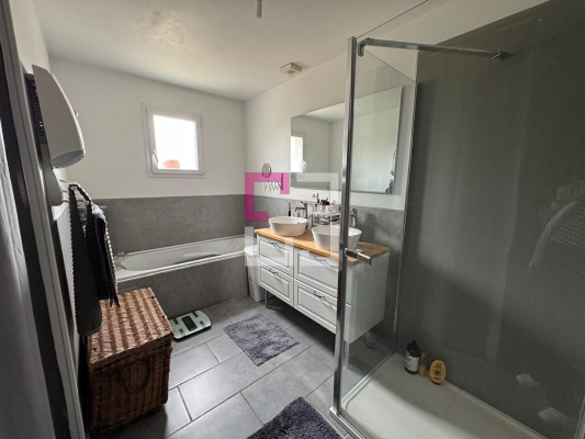 
Maison individuelle plain-pied Ollezy 5 pièce(s) 100 m2
