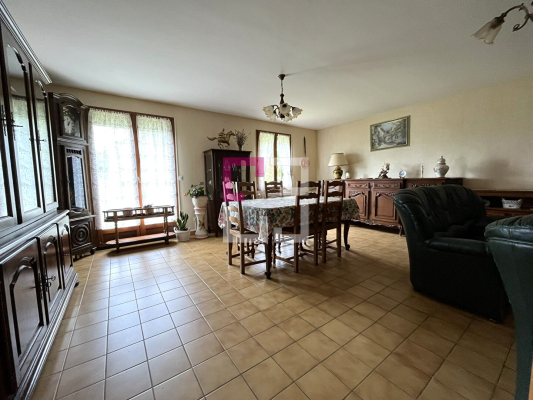 
Maison Guiscard 4 pièce(s) 98 m2
