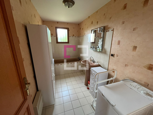 
Maison Guiscard 4 pièce(s) 98 m2
