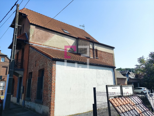 
Immeuble Busigny 8 pièce(s) 196 m2

