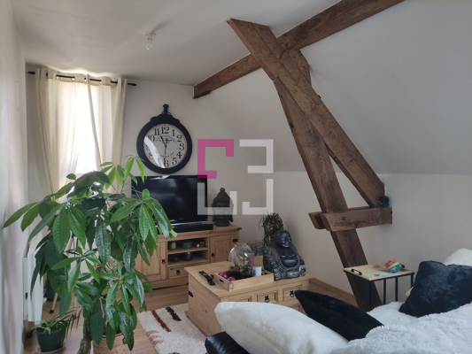 
Immeuble Busigny 8 pièce(s) 196 m2
