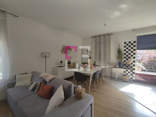 
Immeuble Busigny 8 pièce(s) 196 m2
