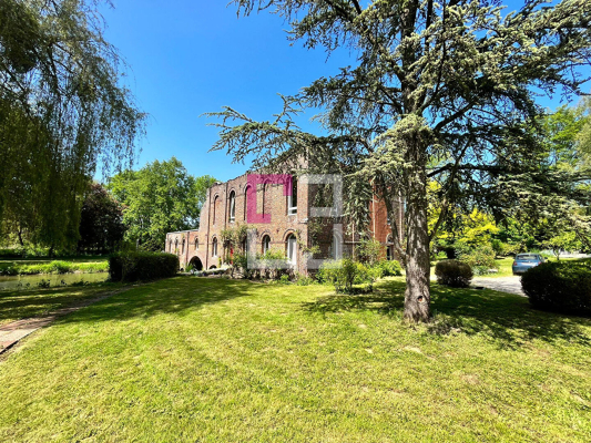 
Ancien moulin 10 pièces 310 m²
