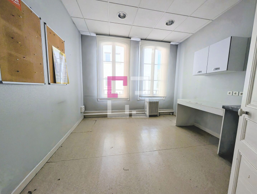 
Local commercial Noyon 207 m2
