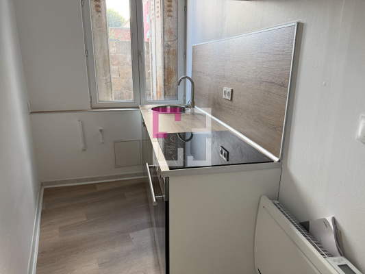 
Appartement La Fere 1 pièce(s) 28 m2
