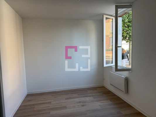 
Appartement La Fere 1 pièce(s) 28 m2
