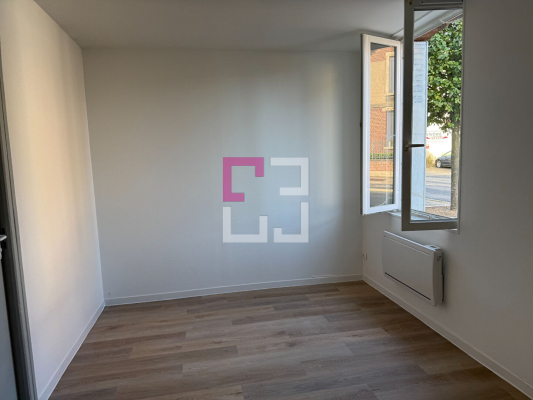 
Appartement La Fere 1 pièce(s) 28 m2
