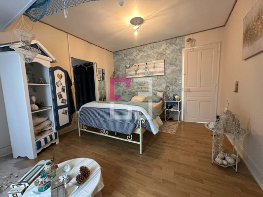 
Maison Versigny 5 pièce(s) 114m²
