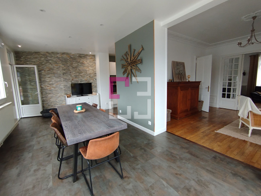 
Maison ORIGNY SAINTE BENOITE 5 pièces 141 m²
