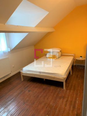 
Maison  meublée Saint Quentin  88m2 avec extérieur
