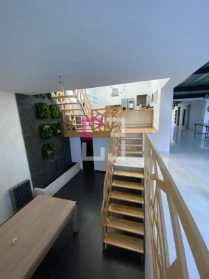 
Loft Saint Quentin 196 m2
