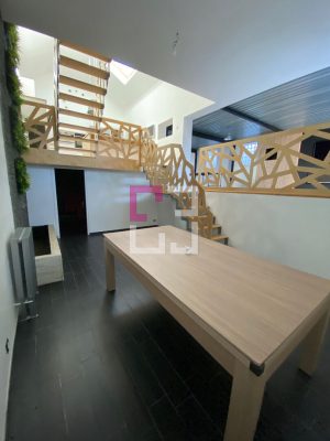 
Loft Saint Quentin 196 m2
