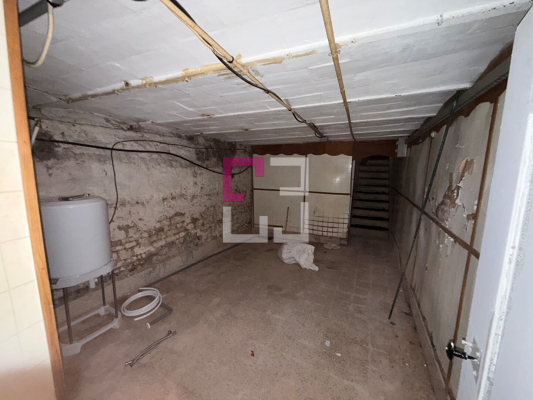 
Parking / box Montcornet 80 m2
