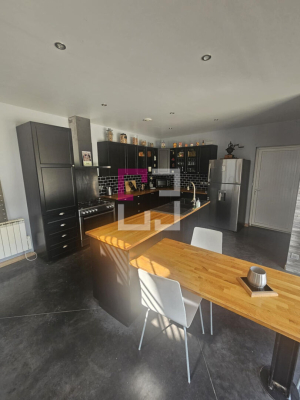 
Demeure contemporaine Ribemont 8 pièce(s) 268 m2
