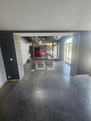 
Demeure contemporaine Ribemont 8 pièce(s) 268 m2
