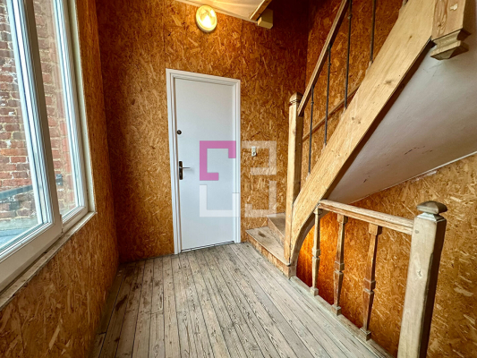 
Immeuble de rapport Chauny 7 pièce(s) 140m2
