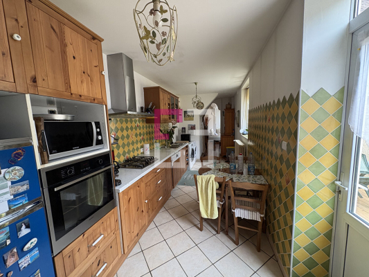 
Maison Saint Quentin 6 pièce(s) 170 m2
