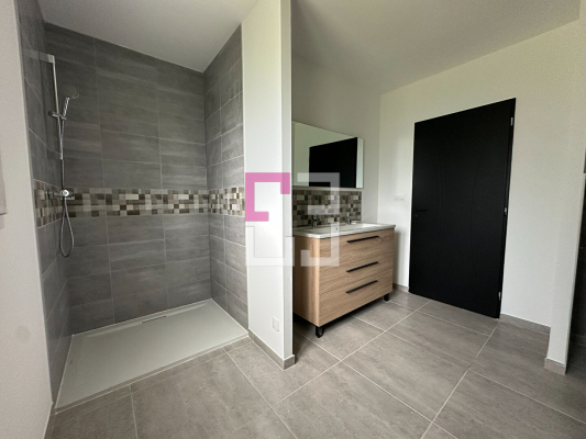 Maison Sinceny 6 pièce(s) 130 m2