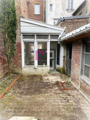 
Local commercial Noyon 2 pièce(s) 74 m2
