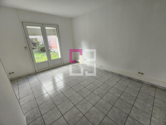 Appartement rez de chaussée TERGNIER