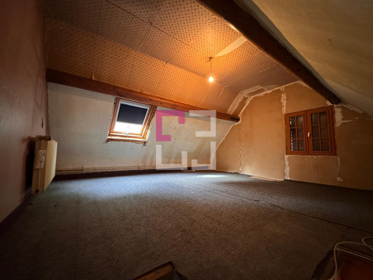 
Maison à fort potentiel  3 pièces 150m2
