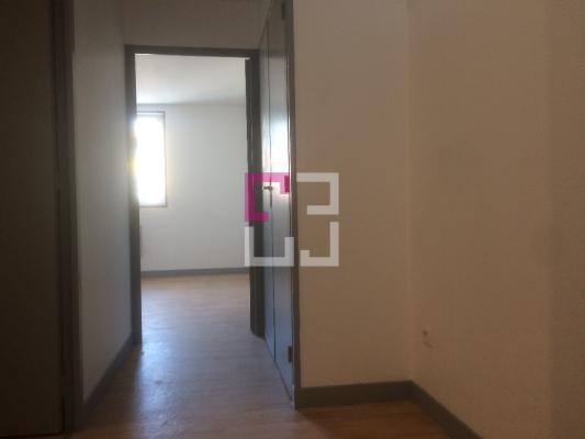 Appartement Saint Quentin 1 pièce(s) 33.1 m2