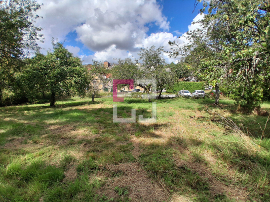 
Terrain Vervins 814 m2
