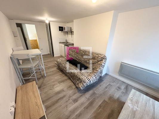 
Studio meublé Guise 18 m2
