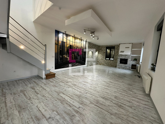 
Maison Bussu 7 pièces 201m2
