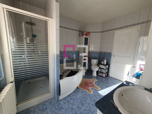 
Maison Chauny 8 pièce(s) 214 m2
