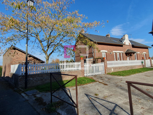 
Maison Chauny 8 pièce(s) 214 m2
